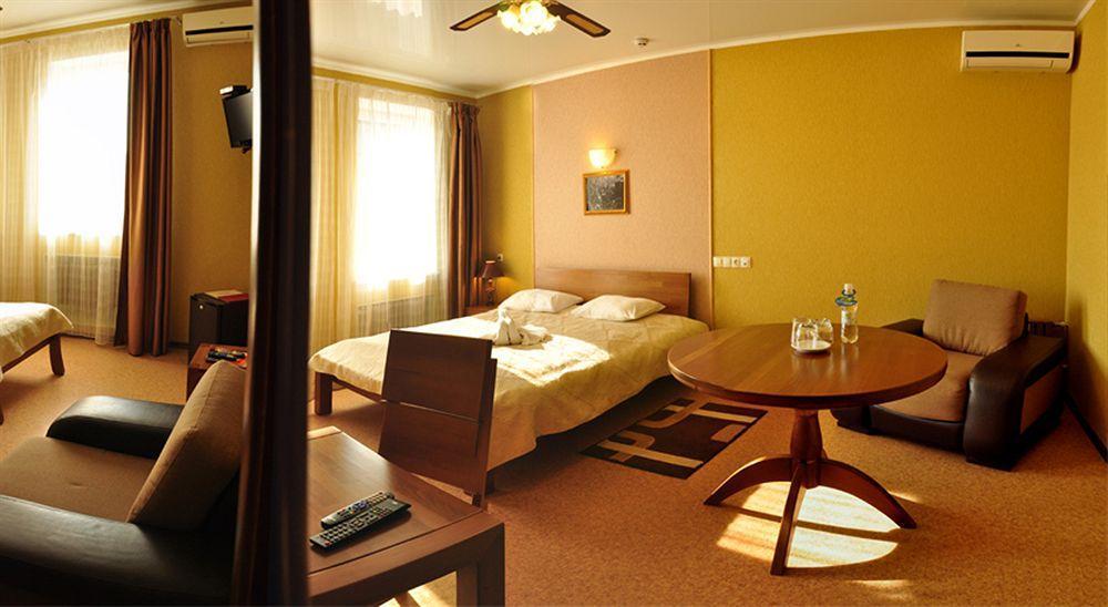 Hotel An-2 ハルキウ エクステリア 写真