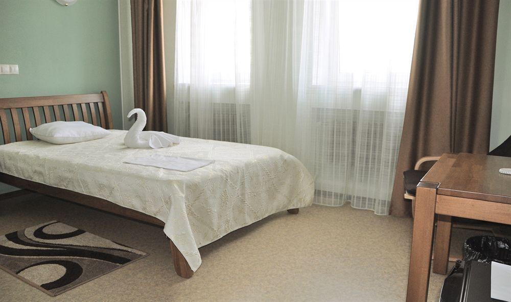 Hotel An-2 ハルキウ エクステリア 写真