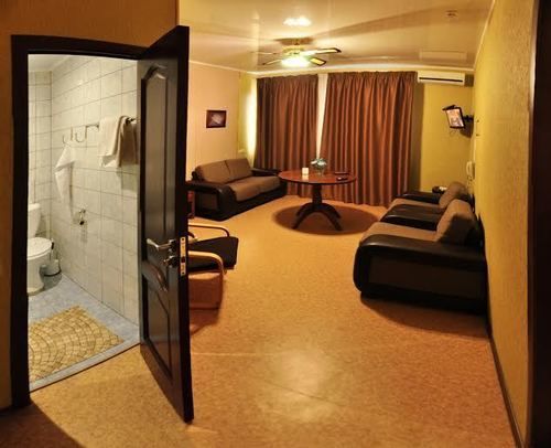 Hotel An-2 ハルキウ エクステリア 写真