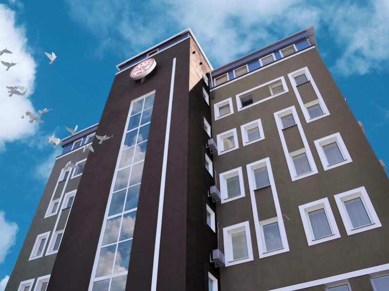 Hotel An-2 ハルキウ エクステリア 写真